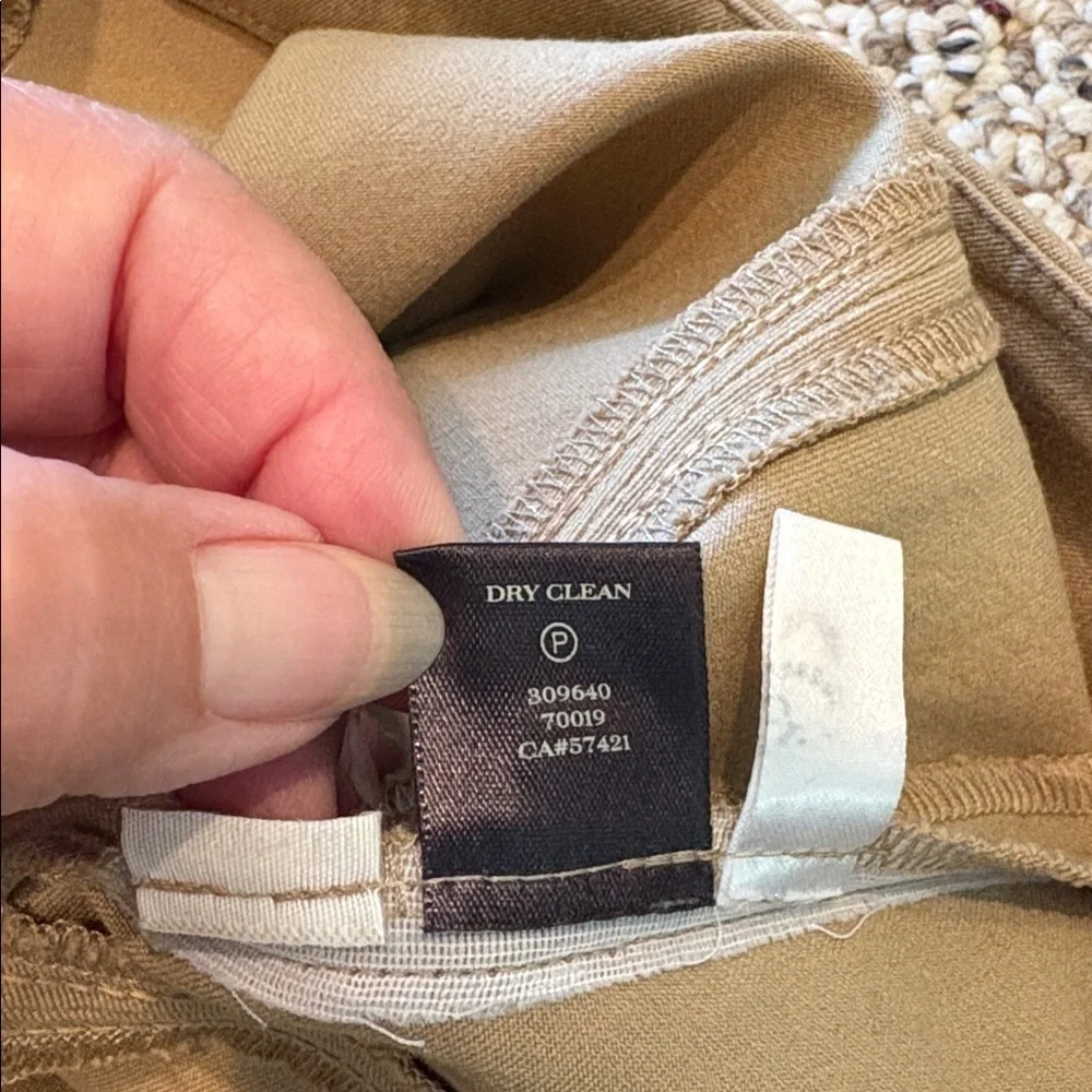 Ann Taylor Tan Pencil Skirt. Size 0